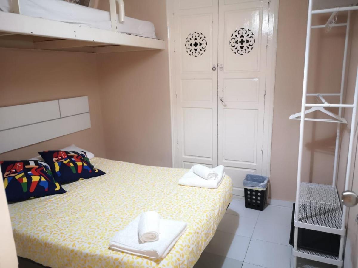 La Maestranza Apartment Rooms Севилья Экстерьер фото